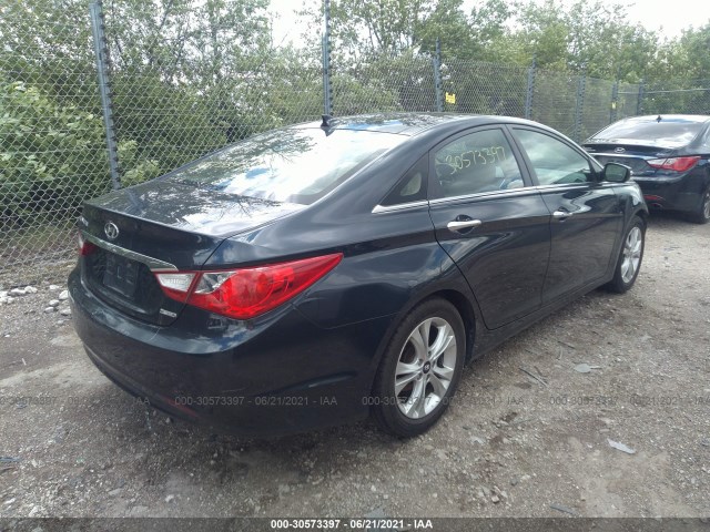 Photo 3 VIN: 5NPEC4AC4CH395918 - HYUNDAI SONATA 