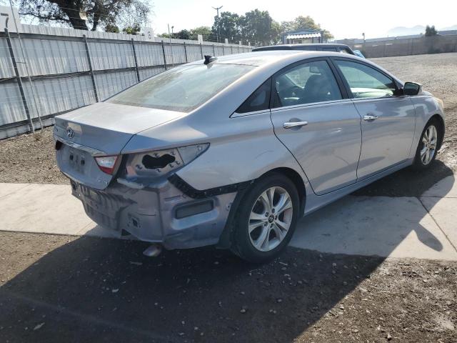 Photo 2 VIN: 5NPEC4AC4CH428366 - HYUNDAI SONATA 