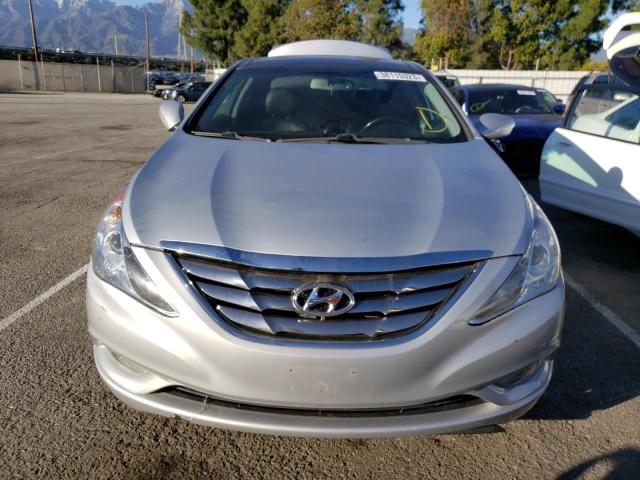 Photo 4 VIN: 5NPEC4AC4CH439769 - HYUNDAI SONATA 