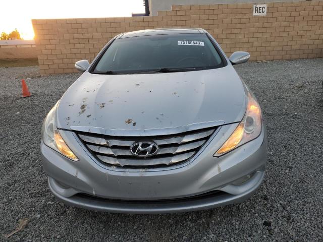 Photo 4 VIN: 5NPEC4AC4CH439769 - HYUNDAI SONATA 