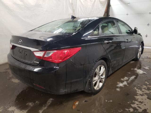 Photo 3 VIN: 5NPEC4AC4CH441019 - HYUNDAI SONATA SE 