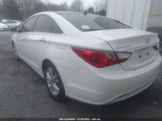 Photo 2 VIN: 5NPEC4AC4CH445555 - HYUNDAI SONATA 