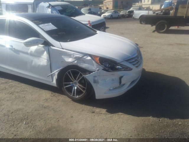 Photo 5 VIN: 5NPEC4AC4CH454126 - HYUNDAI SONATA 