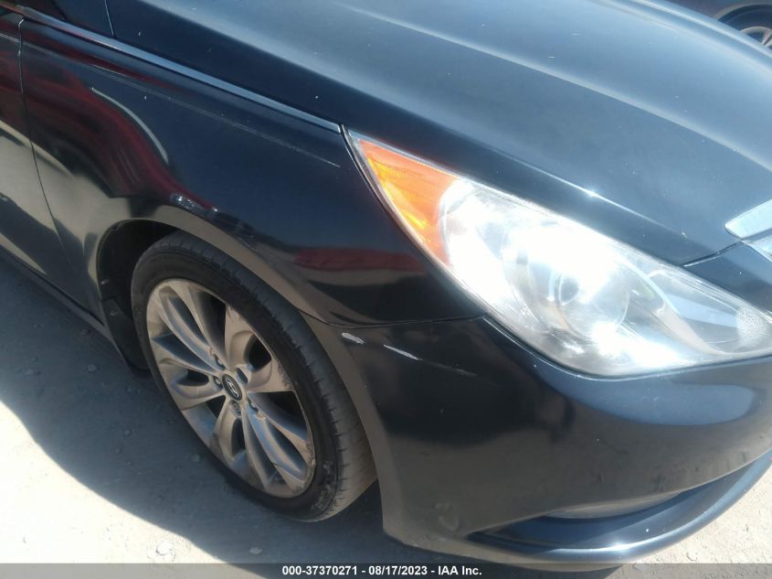 Photo 5 VIN: 5NPEC4AC4DH509899 - HYUNDAI SONATA 