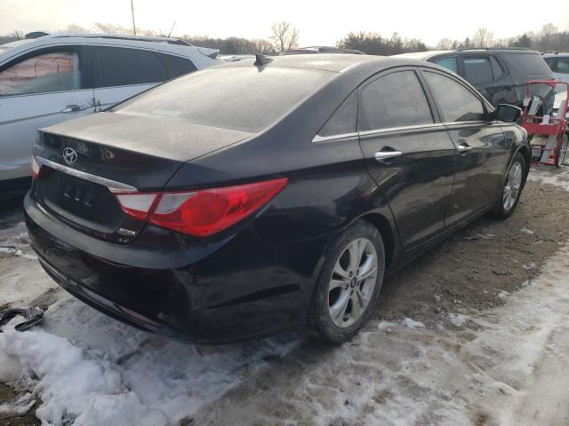 Photo 3 VIN: 5NPEC4AC4DH529568 - HYUNDAI SONATA SE 