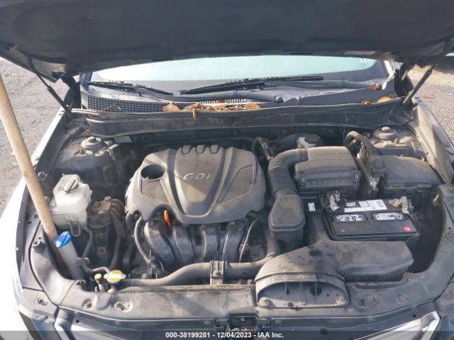 Photo 9 VIN: 5NPEC4AC4DH531045 - HYUNDAI SONATA 