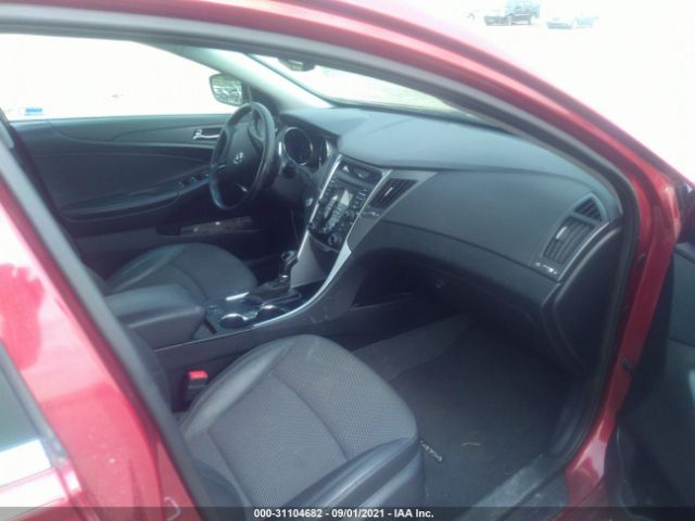 Photo 4 VIN: 5NPEC4AC4DH535189 - HYUNDAI SONATA 