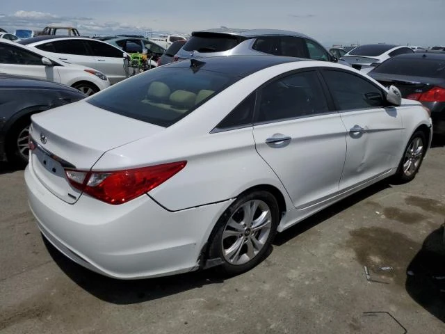 Photo 2 VIN: 5NPEC4AC4DH597093 - HYUNDAI SONATA SE 