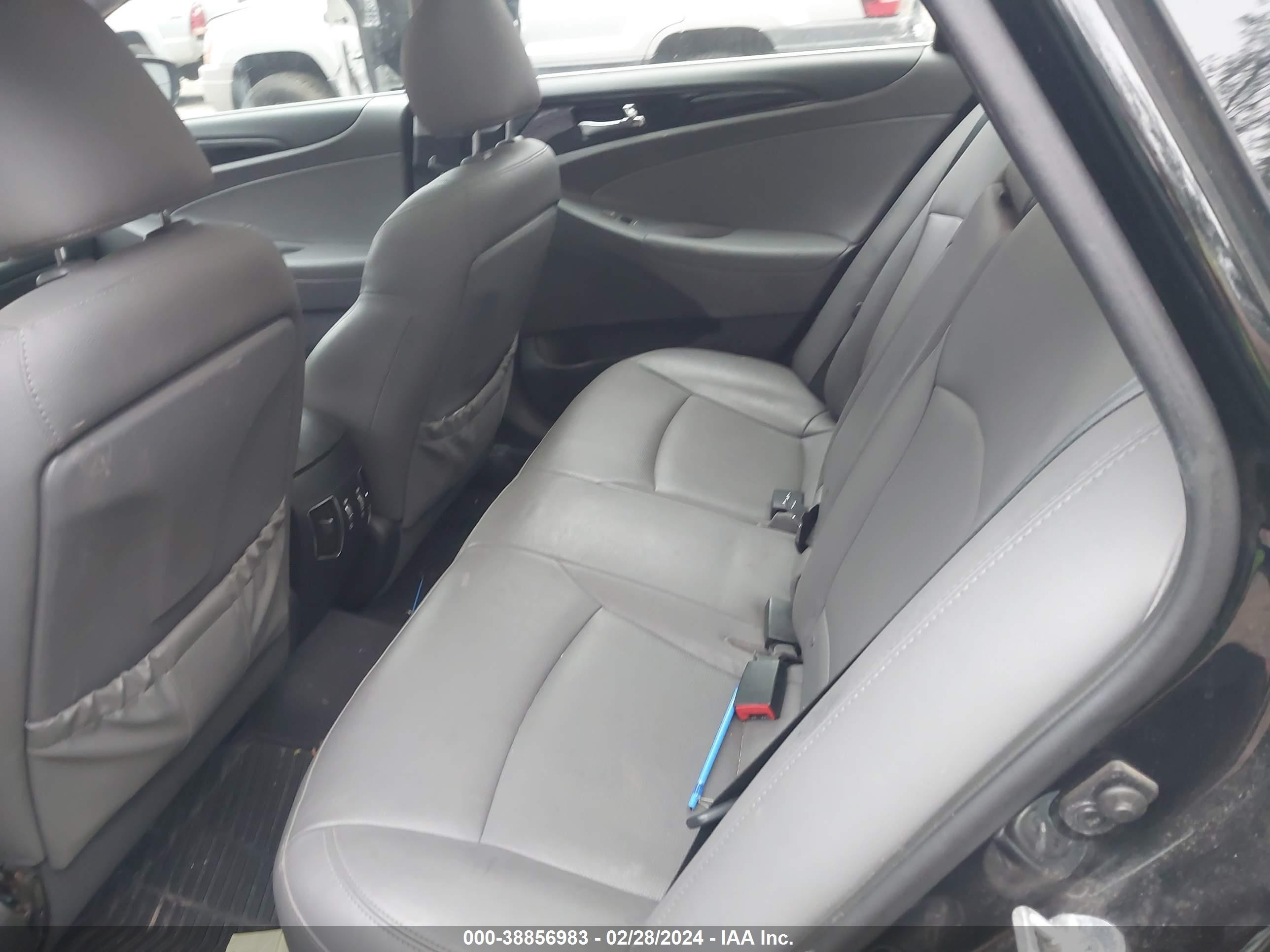 Photo 7 VIN: 5NPEC4AC4DH601532 - HYUNDAI SONATA 