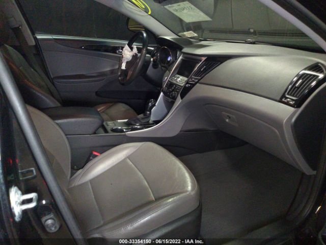 Photo 4 VIN: 5NPEC4AC4DH603281 - HYUNDAI SONATA 