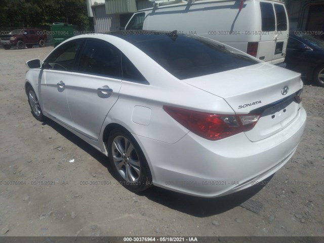 Photo 2 VIN: 5NPEC4AC4DH625409 - HYUNDAI SONATA 