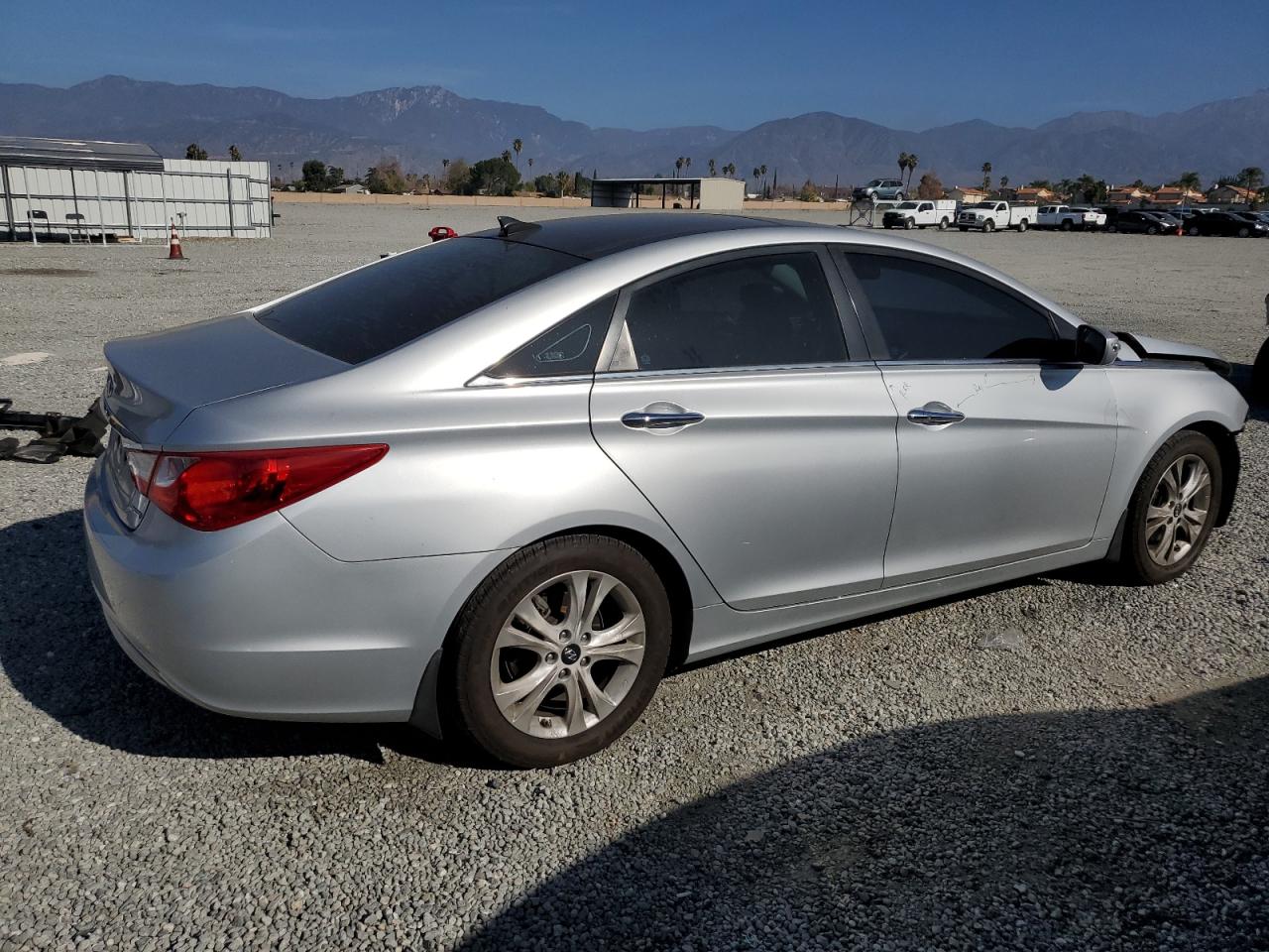 Photo 2 VIN: 5NPEC4AC4DH634837 - HYUNDAI SONATA 