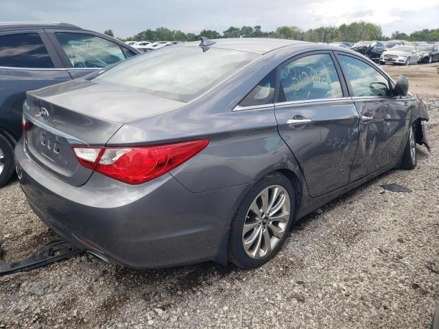 Photo 2 VIN: 5NPEC4AC4DH646972 - HYUNDAI SONATA SE 