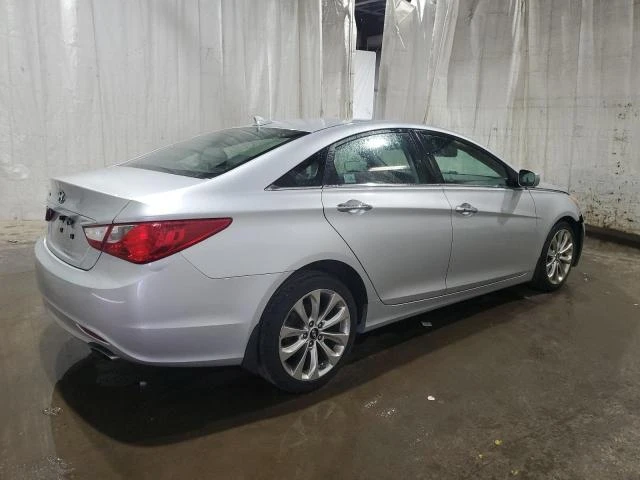 Photo 2 VIN: 5NPEC4AC4DH682063 - HYUNDAI SONATA SE 