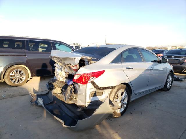 Photo 3 VIN: 5NPEC4AC4DH696884 - HYUNDAI SONATA SE 