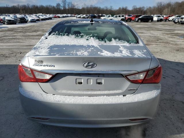 Photo 5 VIN: 5NPEC4AC4DH704563 - HYUNDAI SONATA SE 