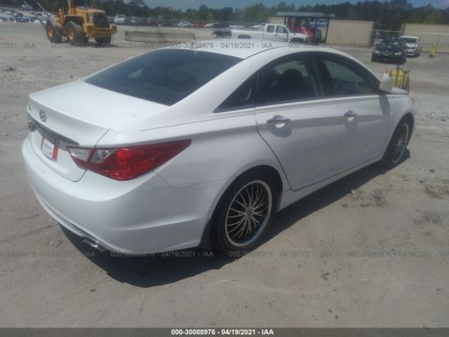 Photo 3 VIN: 5NPEC4AC4DH708144 - HYUNDAI SONATA 