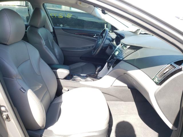 Photo 4 VIN: 5NPEC4AC4DH777299 - HYUNDAI SONATA SE 