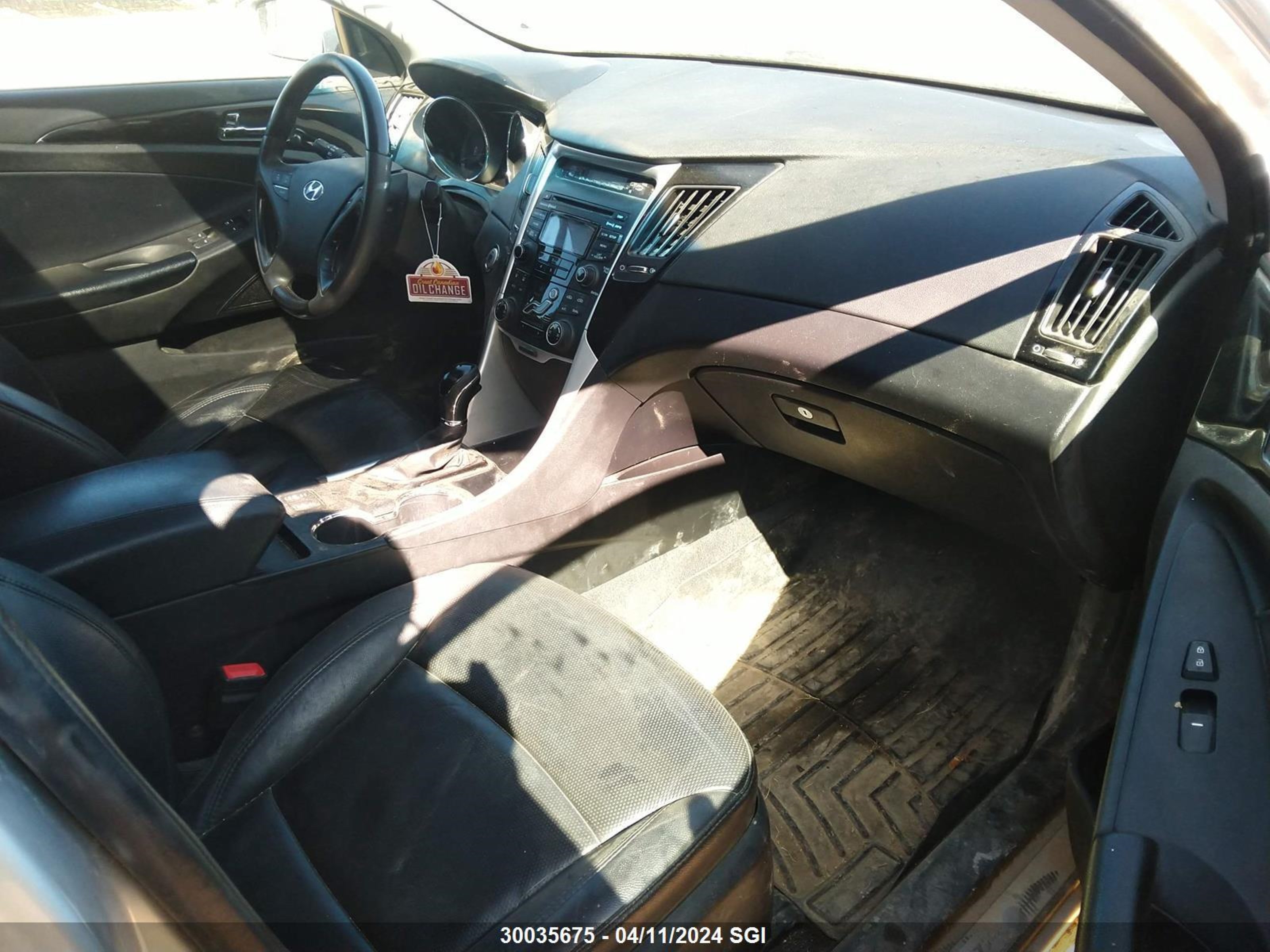 Photo 4 VIN: 5NPEC4AC4DH788397 - HYUNDAI SONATA 