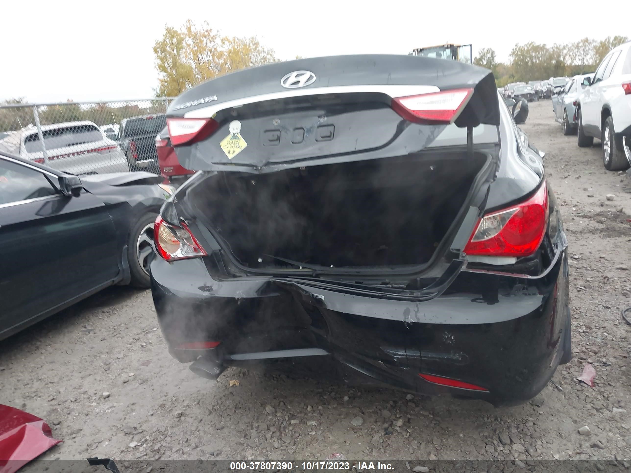 Photo 15 VIN: 5NPEC4AC4DH806610 - HYUNDAI SONATA 