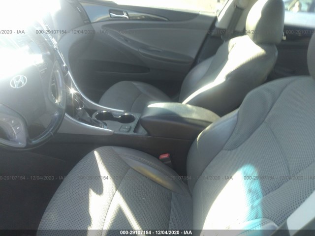 Photo 4 VIN: 5NPEC4AC4EH814241 - HYUNDAI SONATA 