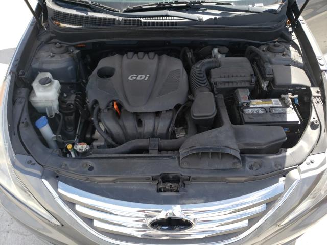 Photo 6 VIN: 5NPEC4AC4EH882023 - HYUNDAI SONATA SE 