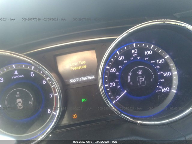 Photo 6 VIN: 5NPEC4AC4EH890025 - HYUNDAI SONATA 