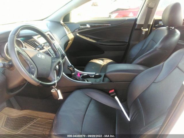 Photo 4 VIN: 5NPEC4AC5BH005813 - HYUNDAI SONATA 