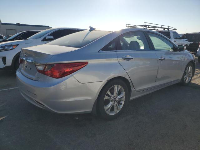 Photo 2 VIN: 5NPEC4AC5BH107323 - HYUNDAI SONATA SE 