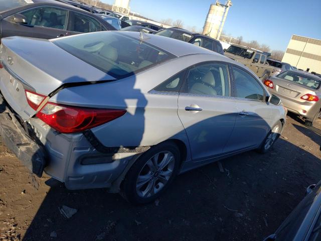 Photo 2 VIN: 5NPEC4AC5BH114062 - HYUNDAI SONATA 