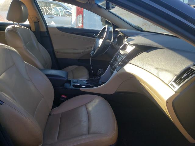 Photo 4 VIN: 5NPEC4AC5BH127796 - HYUNDAI SONATA SE 