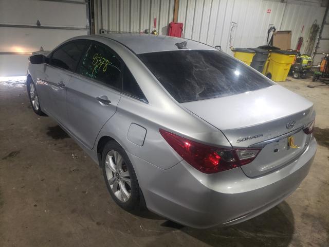 Photo 2 VIN: 5NPEC4AC5BH131184 - HYUNDAI SONATA SE 