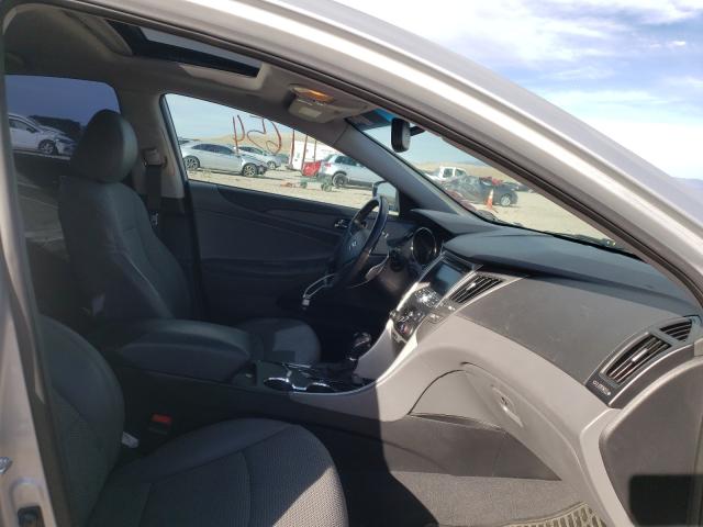 Photo 4 VIN: 5NPEC4AC5BH132514 - HYUNDAI SONATA SE 