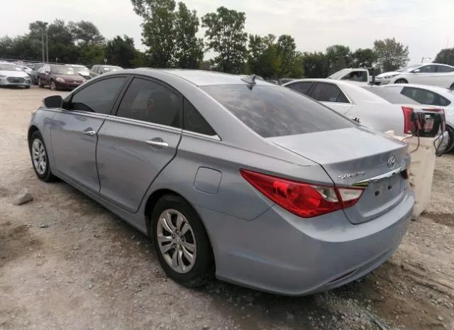 Photo 2 VIN: 5NPEC4AC5BH135946 - HYUNDAI SONATA 