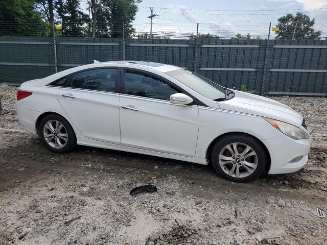 Photo 3 VIN: 5NPEC4AC5BH139270 - HYUNDAI SONATA SE 