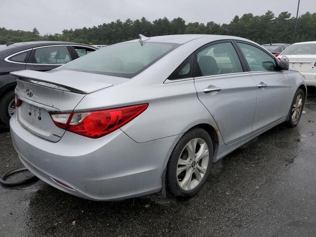 Photo 2 VIN: 5NPEC4AC5BH143545 - HYUNDAI SONATA 