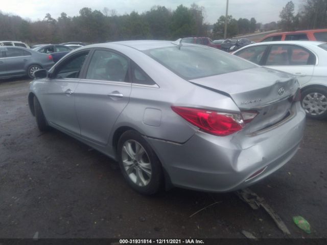 Photo 2 VIN: 5NPEC4AC5BH174505 - HYUNDAI SONATA 