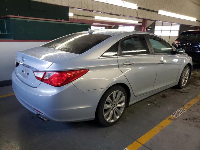 Photo 2 VIN: 5NPEC4AC5BH201055 - HYUNDAI SONATA SE 