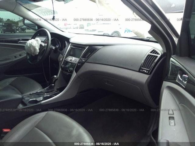 Photo 4 VIN: 5NPEC4AC5BH247016 - HYUNDAI SONATA 