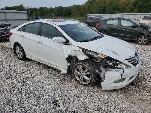 Photo 3 VIN: 5NPEC4AC5BH256606 - HYUNDAI SONATA SE 