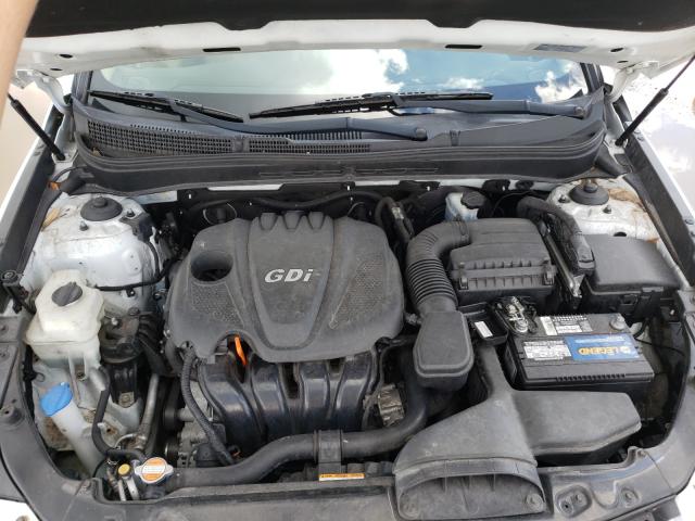 Photo 6 VIN: 5NPEC4AC5BH258159 - HYUNDAI SONATA SE 