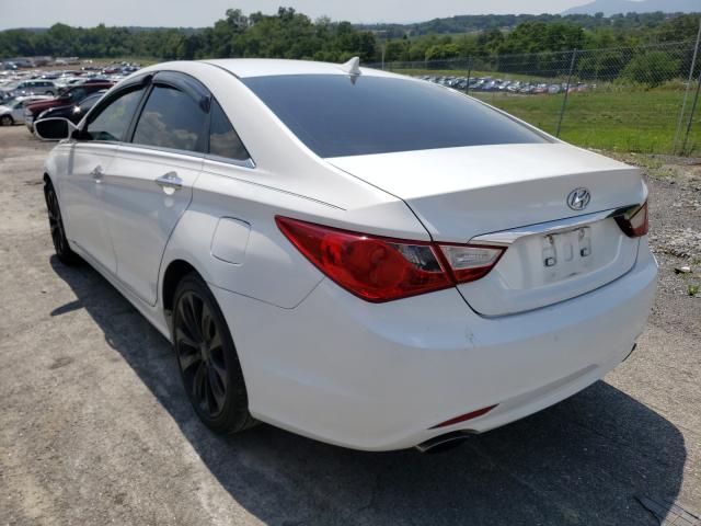 Photo 2 VIN: 5NPEC4AC5BH258839 - HYUNDAI SONATA SE 