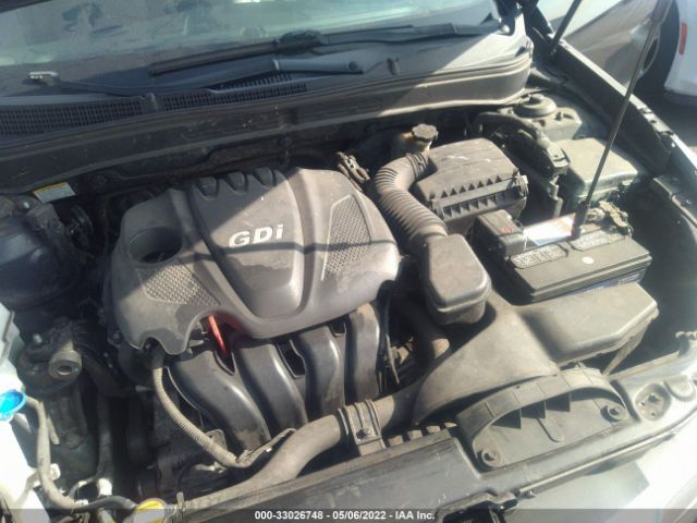 Photo 9 VIN: 5NPEC4AC5BH267301 - HYUNDAI SONATA 