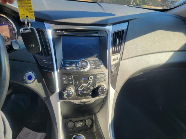 Photo 8 VIN: 5NPEC4AC5BH306159 - HYUNDAI SONATA SE 