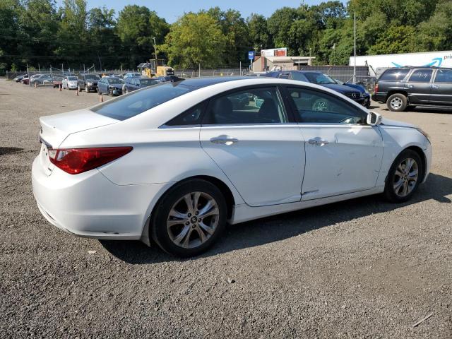 Photo 2 VIN: 5NPEC4AC5CH315235 - HYUNDAI SONATA SE 