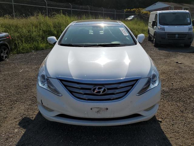 Photo 4 VIN: 5NPEC4AC5CH315235 - HYUNDAI SONATA SE 