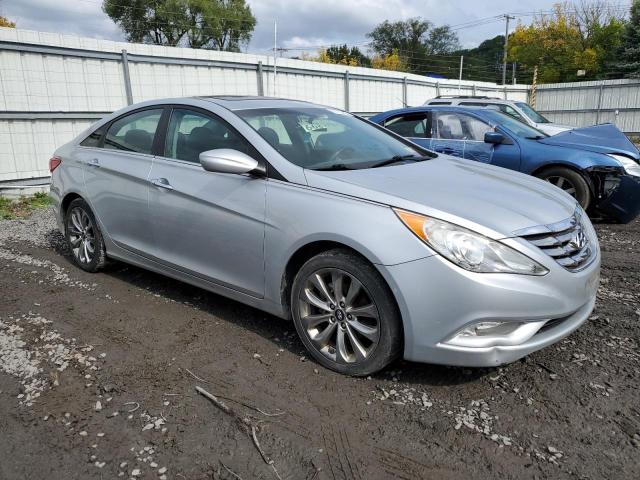 Photo 3 VIN: 5NPEC4AC5CH327112 - HYUNDAI SONATA SE 