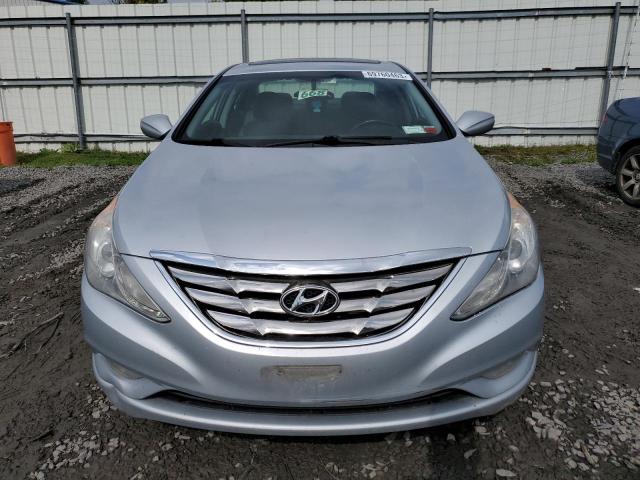 Photo 4 VIN: 5NPEC4AC5CH327112 - HYUNDAI SONATA SE 