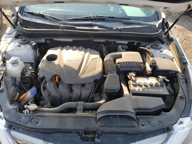 Photo 6 VIN: 5NPEC4AC5CH331502 - HYUNDAI SONATA SE 