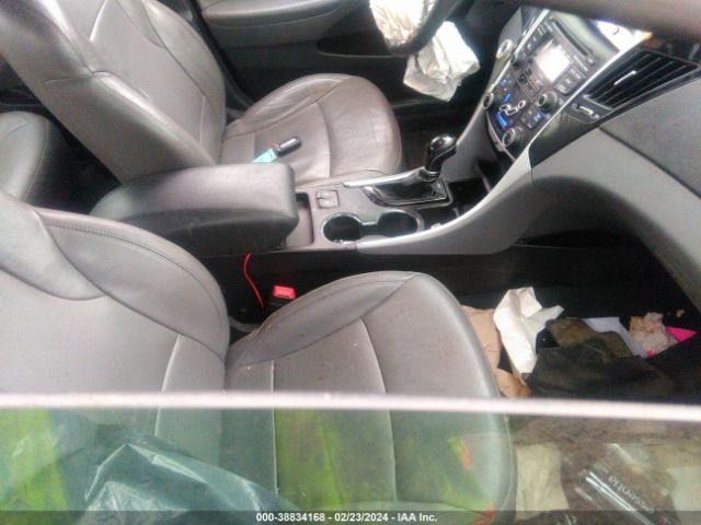 Photo 4 VIN: 5NPEC4AC5CH333282 - HYUNDAI SONATA 